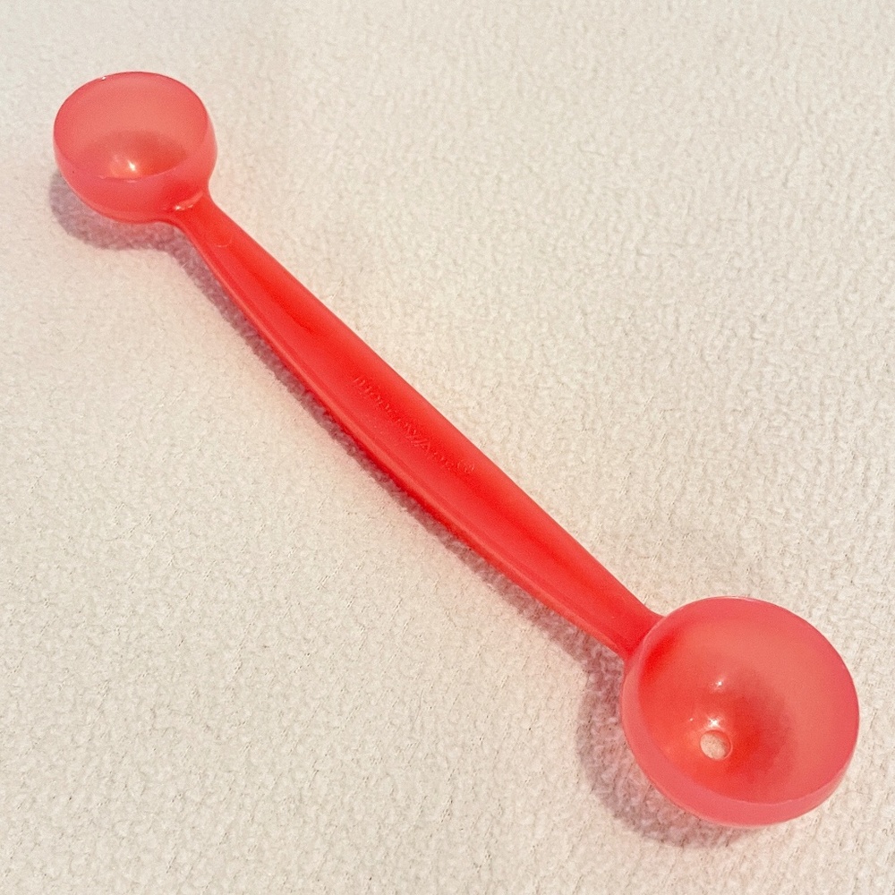 BNWOT Tupperware Melon Baller in Translucent Pink